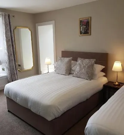 Adams Townhouse Bed & Breakfast *