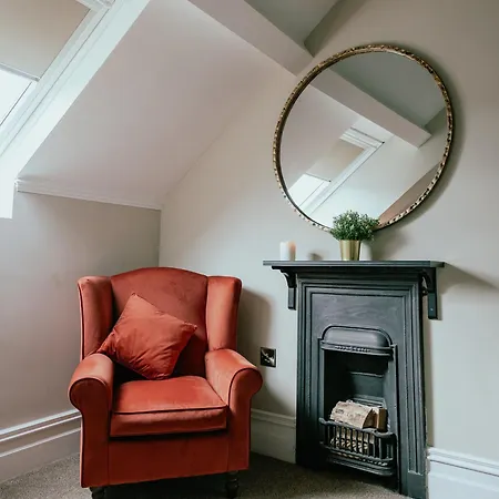 فندق مبيت وإفطار Adams Townhouse *